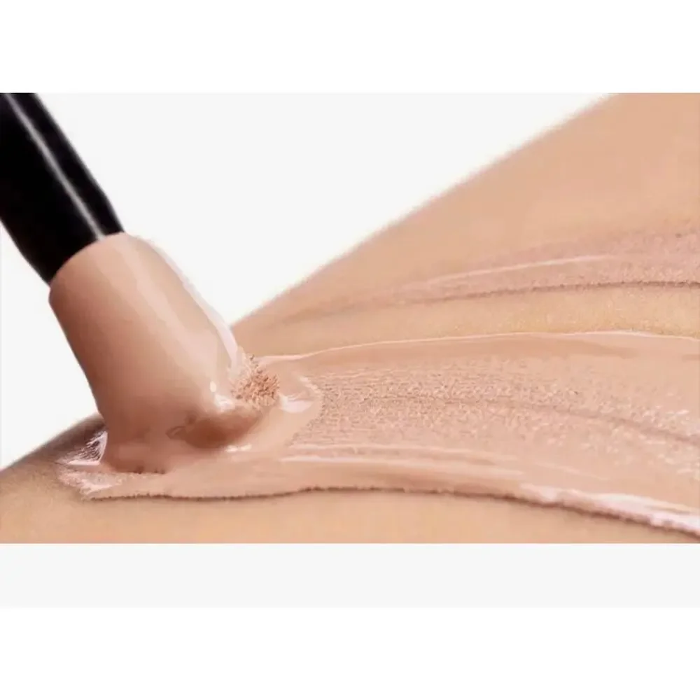 Yves Saint Laurent All Hours Precise Angles Concealer - LC5 -15 mL - NEW in box